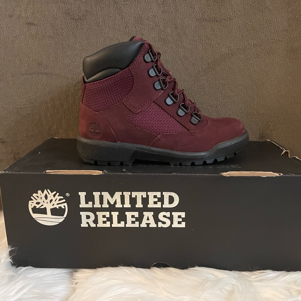 Burgundy timberland boots size 13.5 youth brand new limited